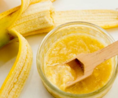 Maskë me banane për flokë të mrekullueshëm