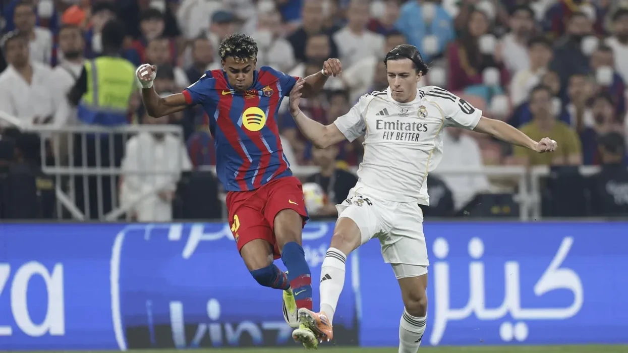 Tre gola në minutat shtesë, çmenduri në pjesën e parë të “El Clasicos”