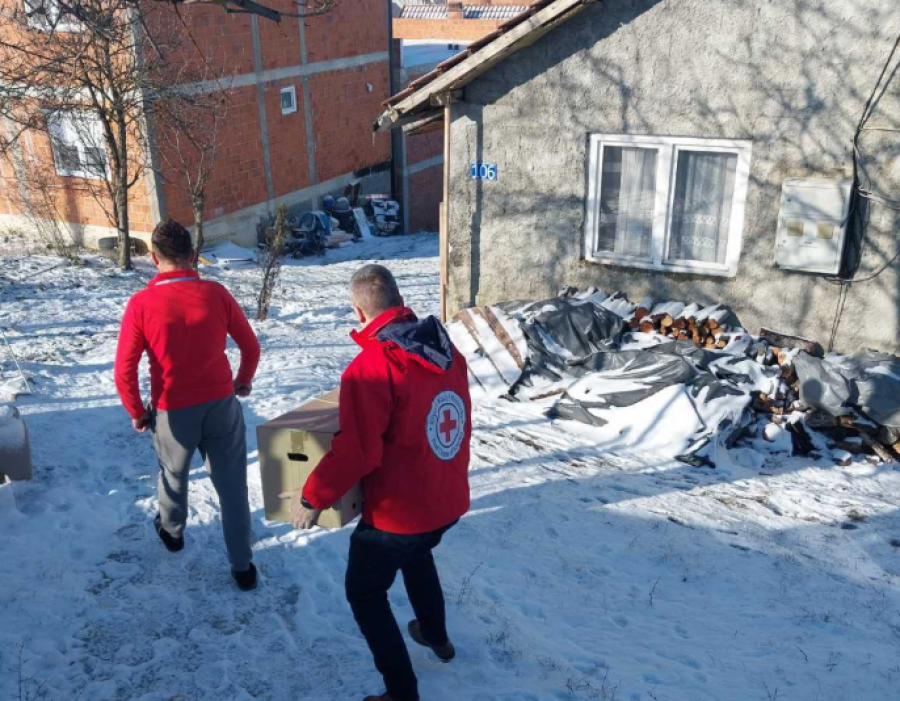 Vërshimet e fundit: Evakuohen tri familje në lagjen “Kodra e Trimave”