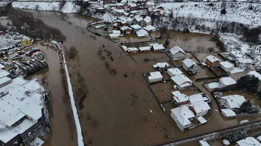 Komuna e Mitrovicës hap procesin e aplikimit për vlerësimin e dëmeve nga vërshimet