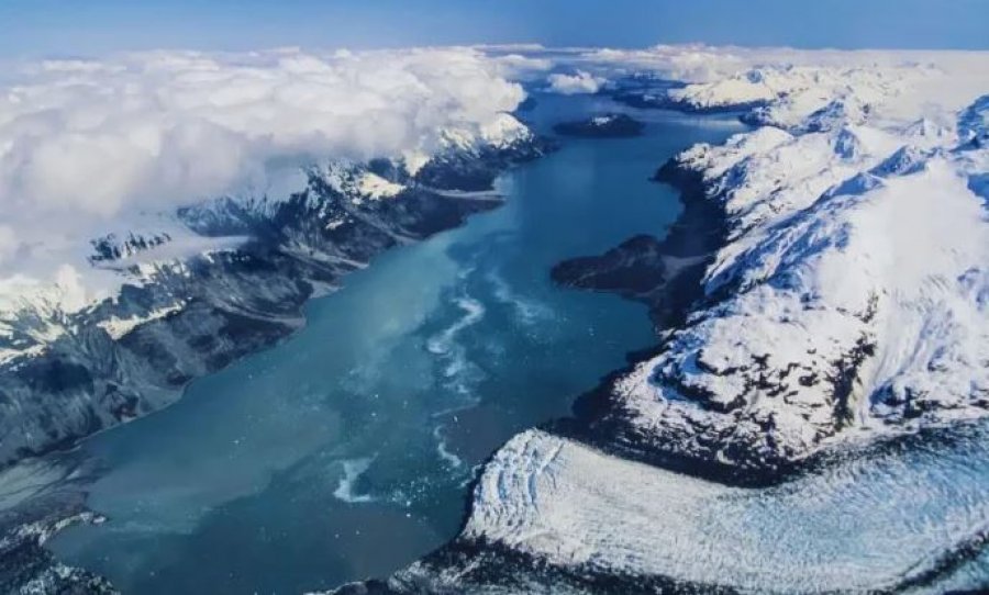 Një meteorit nga Alaska zbulon origjinën e ujit në Tokë