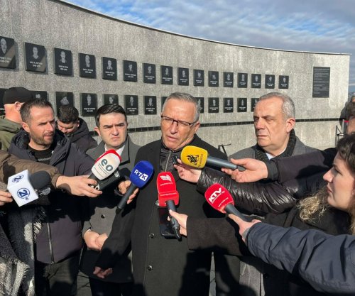 Hamza nderon viktimat e masakrës së Reçakut: Lirinë e gëzojmë falë sakrificës dhe gjakut të të rënëve 