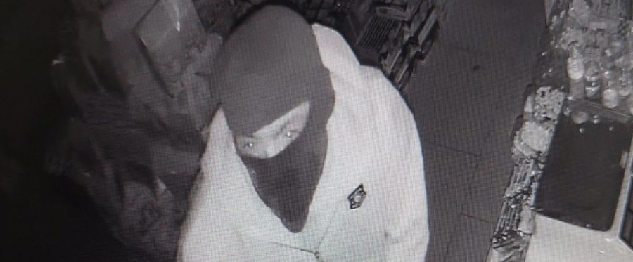 Policia kërkon ndihmë nga qytetarët për identifikimin e këtij personi