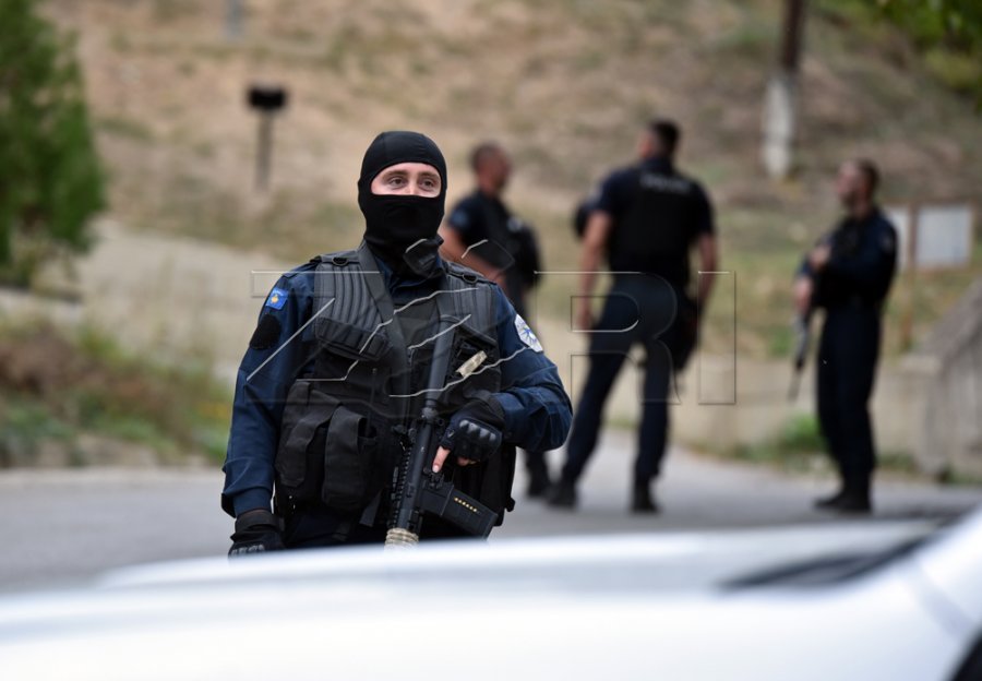 Policia kryen bastisje në tri lokacione në Zubin Potok për lojëra të fatit