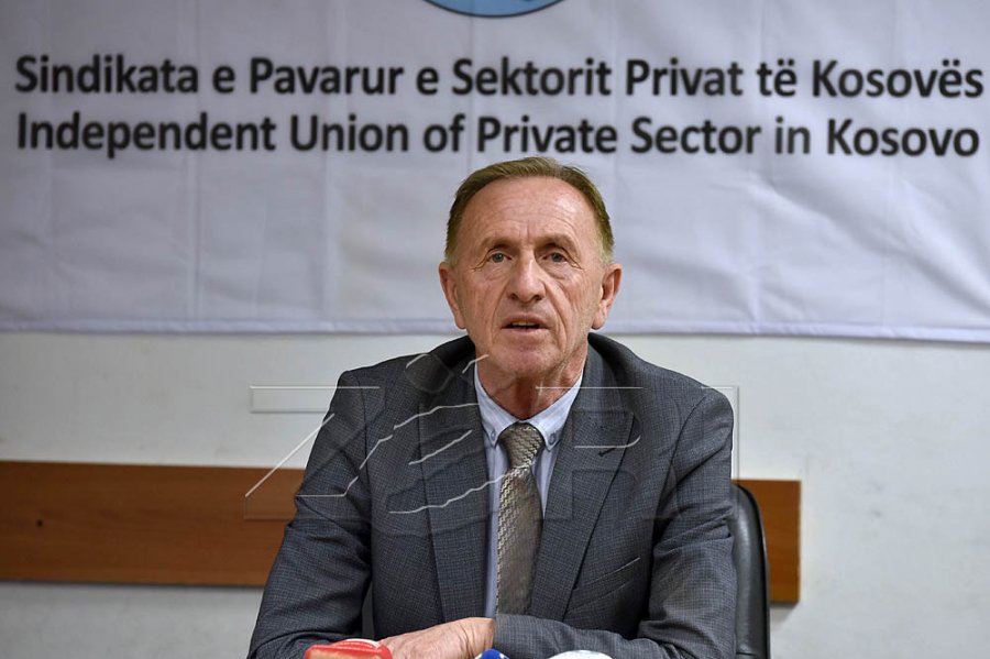 Azemi: Vendimi për pagën minimale të respektohet, përndryshe ndërmarrim masa