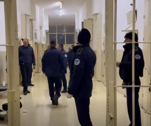 Bastisje në Qendrën Korrektuese të Dubravës, përfshihen Policia dhe njësia K9