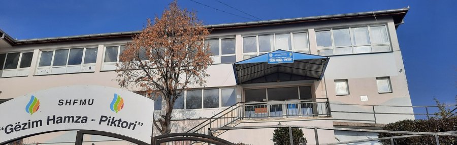 Donacion librash nga Malta për shkollën “Gëzim Hamza – Piktori” në Rahovec