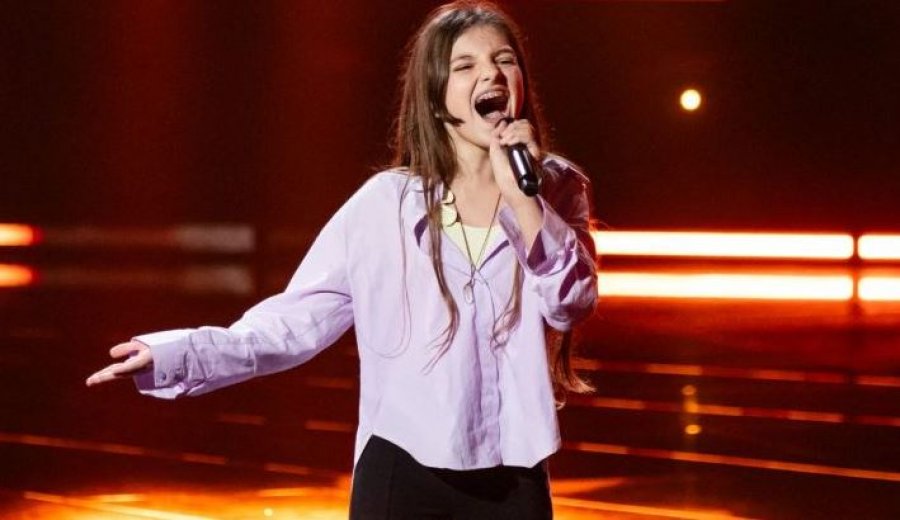 Shqiptarja Serena Marku impresionon me këngën e Whitney Houston në “The Voice Kids of Italy”  [video]