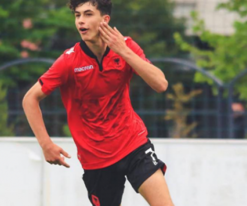 Talenti shqiptar shkruan hapin e parë në Serie A, debuton me Genoan