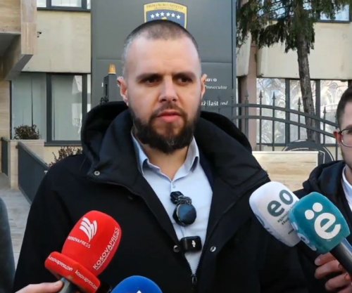 Dorëzohet kallëzim penal ndaj anëtarit të “Lëvizjes së Deçanit” për nxitje të urrejtjes