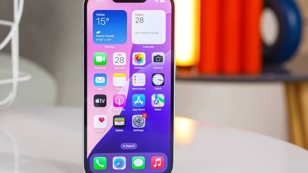 iPhone 18 Pro dhe Pro Max do të kenë ekrane OLED të përparuara LTPO+