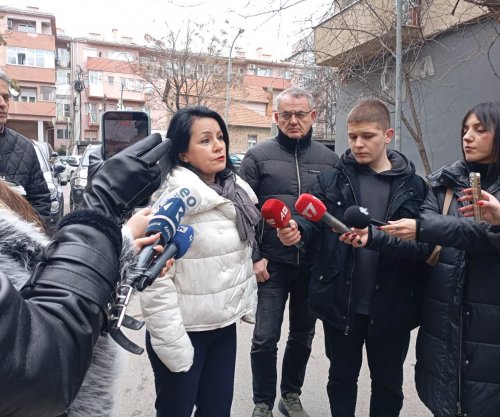 Banorët e lagjes “Qendra” në Prishtinë në hall me parkingun, ankohen se kartela për hyrje po iu jepen edhe qytetarëve tjerë