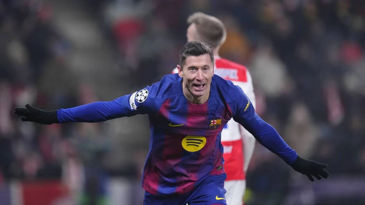 Lewandowski hyn në histori të Ligës së Kampionëve - i bashkohet elitës së përbërë nga Messi, Benzema dhe Ronaldo