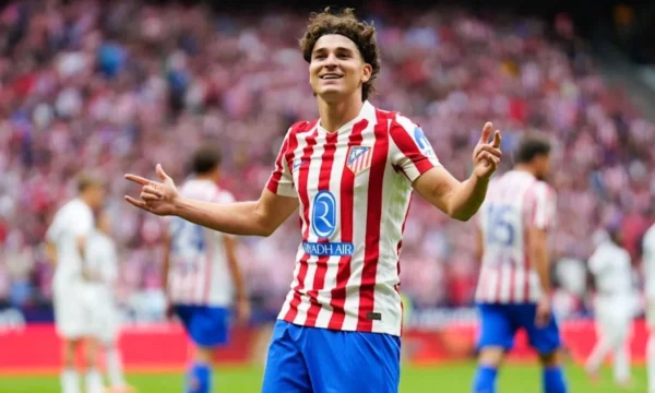 Flet agjenti i Alvarezit, mes lidhjeve për një transferim tek Arsenali ose Barça