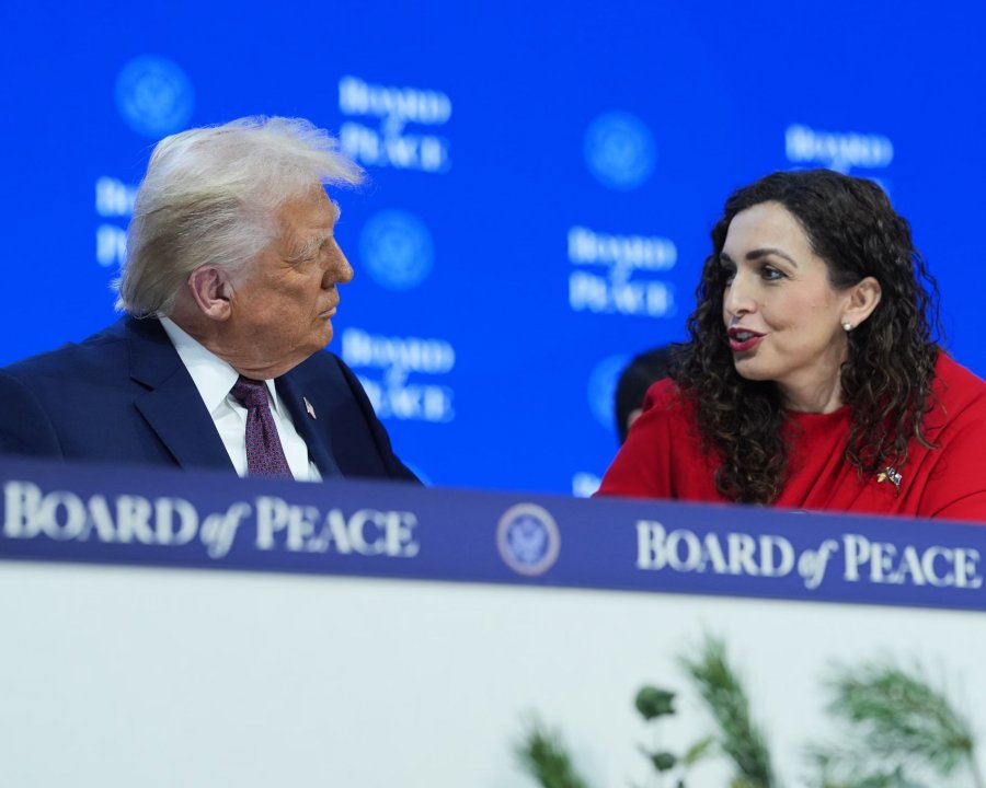 Takimi i madh te Osmani, presidentja do t’i ftojë liderët politikë për Bordin e Paqes