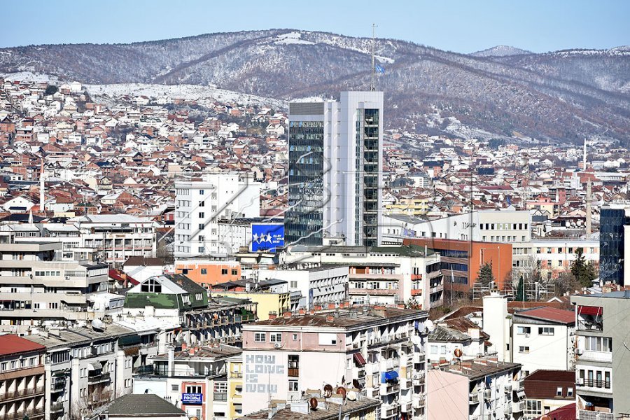 Pa Kuvend e pa ligje, BE-ja paralajmëron Kosovën se afatet për 900 milionët po kalojnë