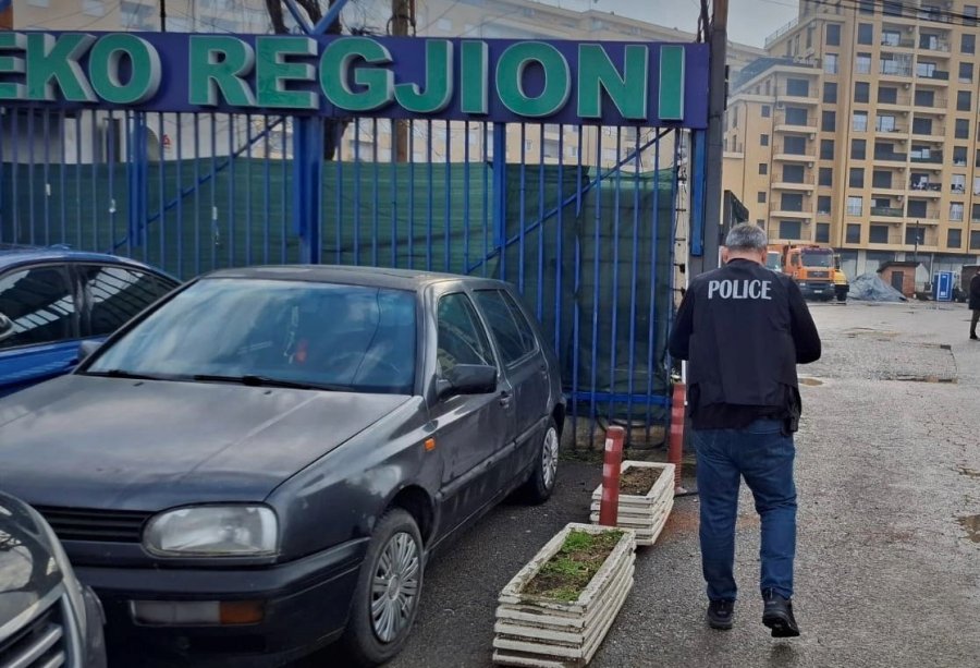 Dy të arrestuar gjatë aksionit të Prokurorisë në ndërmarrjen “Ekoregjioni”, dyshohen për keqpërdorim me tenderë