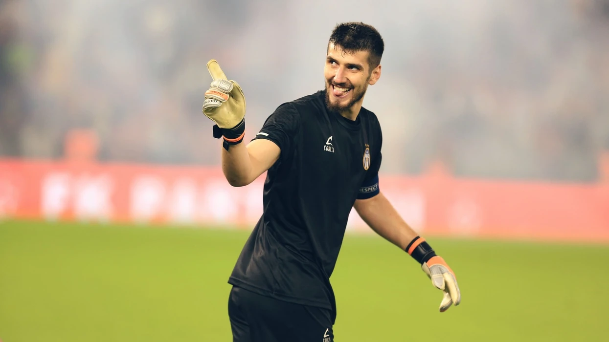 E kryer, Visar Bekaj rikthehet te Tirana 