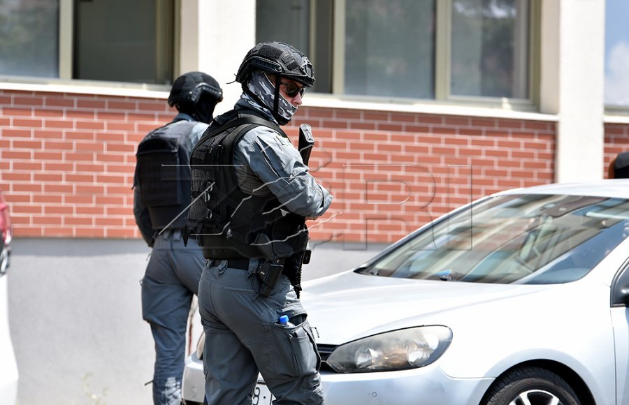 Organizuan bixhoz, ndalohen për 48 orë 12 persona në Junik