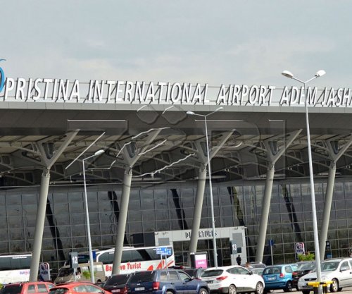 Bie numri i fluturimeve dhe udhëtarëve në aeroportin “Adem Jashari”