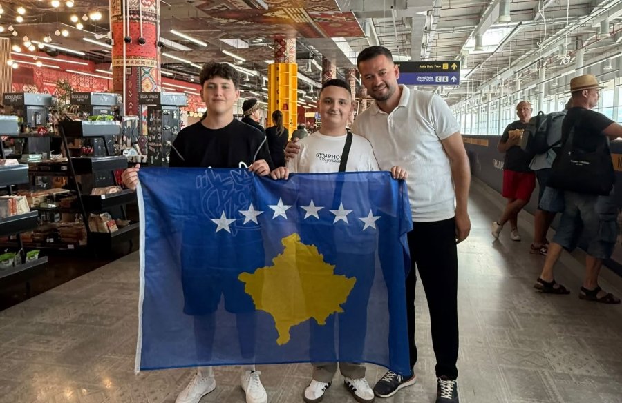 Dy nxënës nga Kosova nisen drejt Romës për finalen e olimpiadës ndërkombëtare STEM