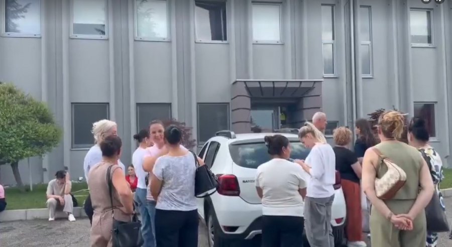 Komuna e Istogut e shqetësuar për mbylljen e “Vitës”: Goditje e rëndë për ekonominë, punëtorët e fermerët