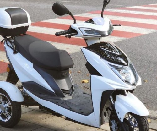 Zhurma e motoçikletave, shqetësim për Tiranën