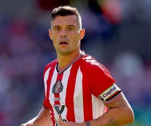 Chelsea merr përgjigje të prerë nga Sunderland për Granit Xhakën