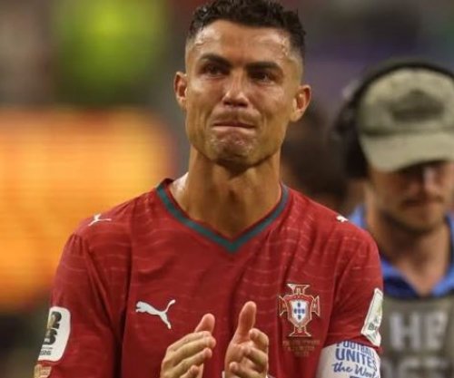 Ronaldo shpërthen në lot pas eliminimit nga Kupa e Botës
