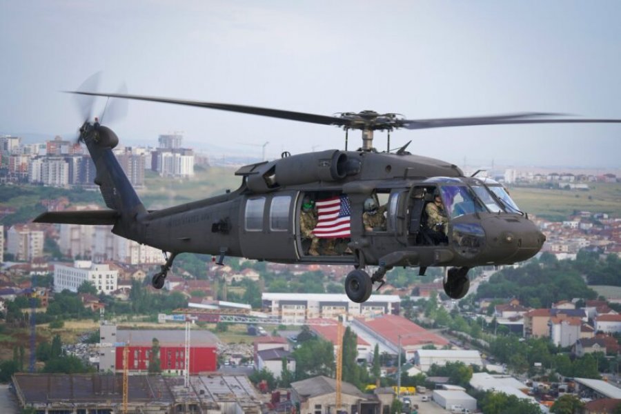 “Faleminderit, Kosovë, që festove me ne”, Ambasada amerikane ndan pamje nga shënimi i 250-vjetorit të pavarësisë së SHBA-së