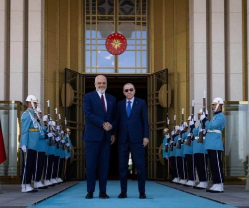 Rama pritet nga Erdogani në Pallatin Presidencial në Ankara