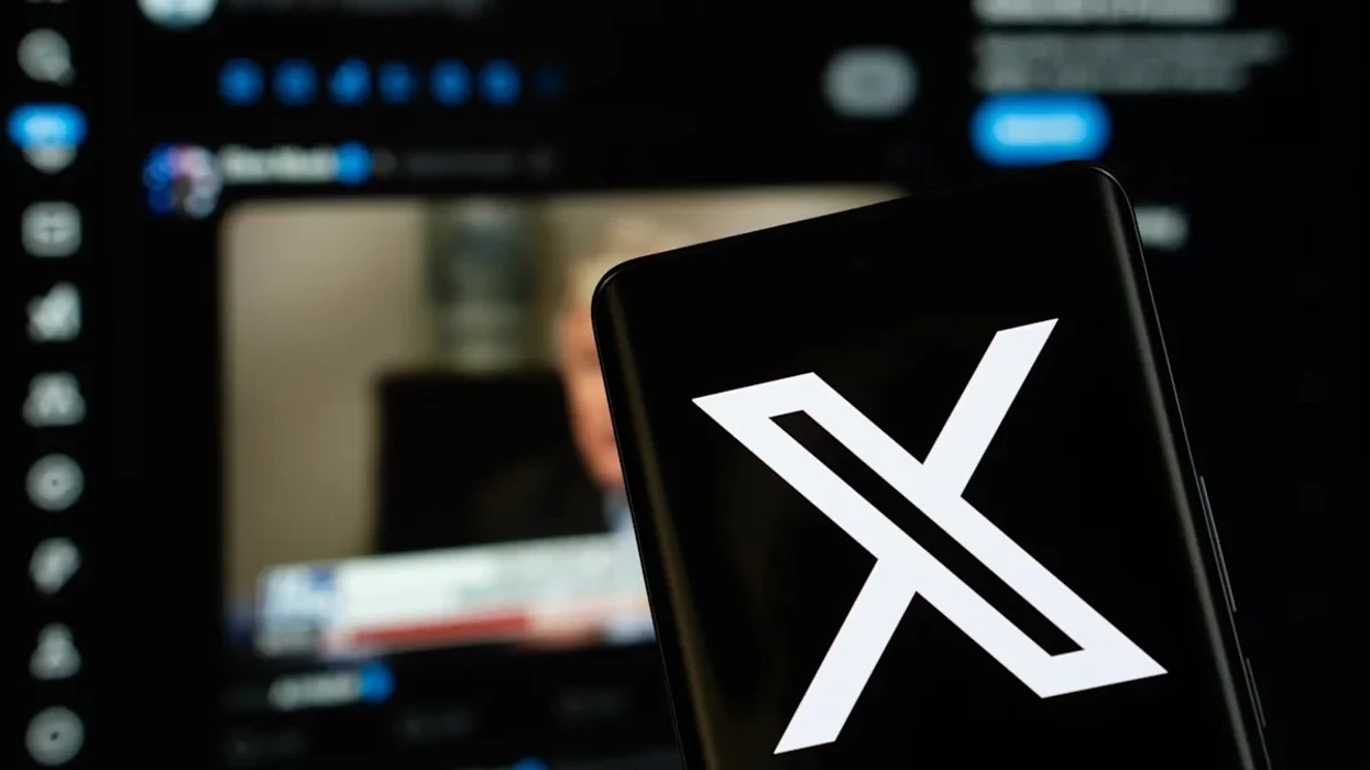 Platforma X në iOS me editor të integruar për video