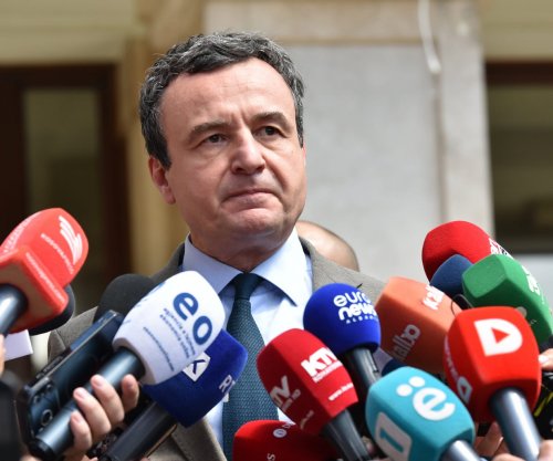 Kurti i përgjigjet Gjinit: S’është në rregull që një parti e respektuar si AAK-ja të refuzojë takimin me mua