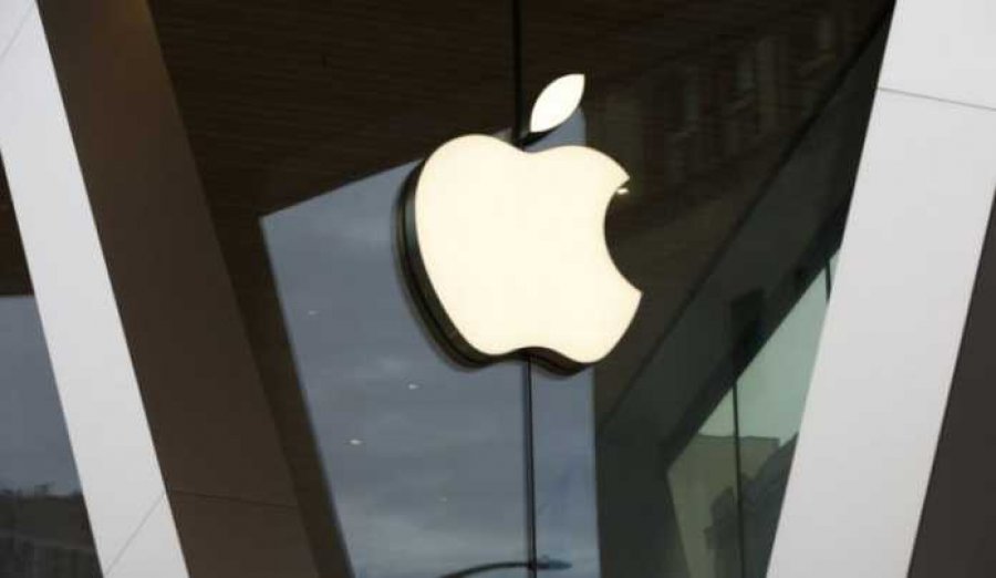 Apple padit OpenAI: Fitoi akses në të dhëna konfidenciale përmes punësimit të ish-punonjësve