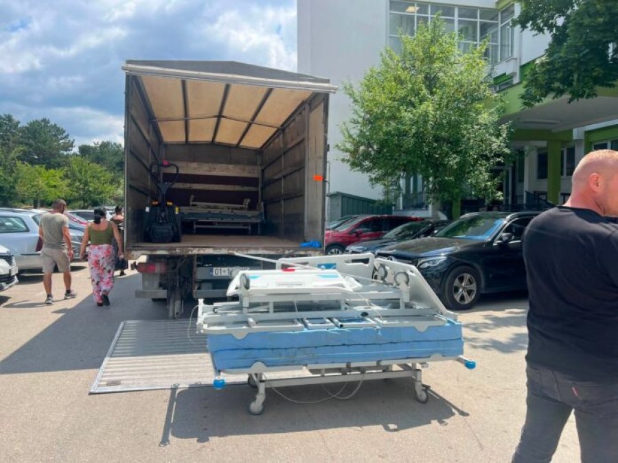 Pas denoncimit, nis largimi i shtretërve të dëmtuar e të njollosur nga Pediatria në QKUK