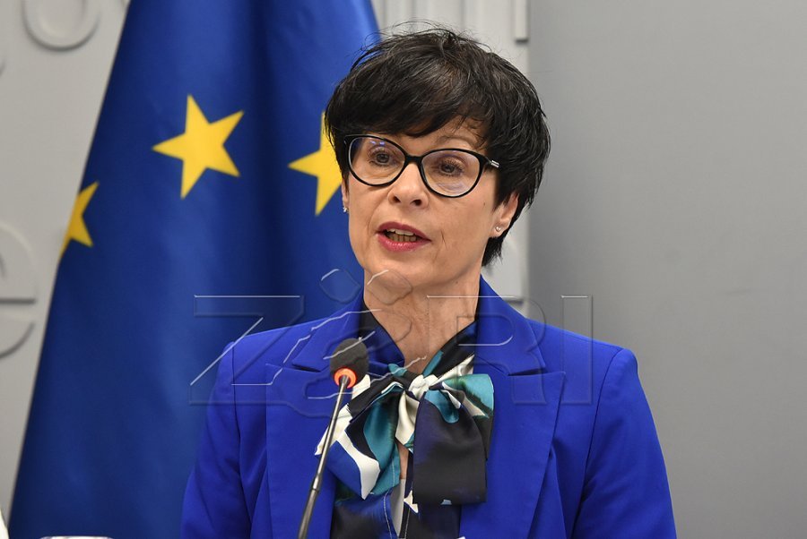 Marta Kos paralajmëron Serbinë: Kthimi i eshtrave të Mlladiqit, “provë shumë e rëndësishme” për rrugën drejt BE-së