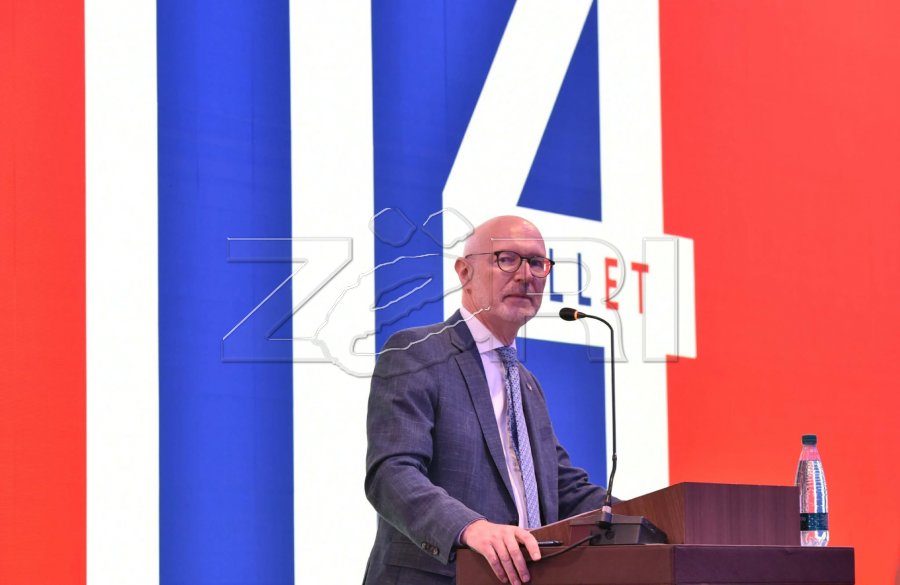 Ambasadori francez mesazh partive: Gjeni kompromisin dhe zhbllokoni institucionet