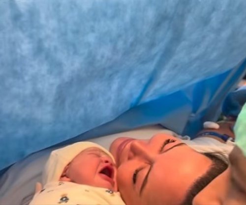 “Ti je bekimi më i madh i jetës sime”, mesazhi emocionues i Dafinës për ditëlindjen e parë të djalit