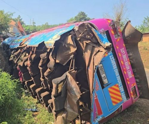  Tragjedi në Ugandë: Aksidentohet autobusi, humbin jetën mbi 20 nxënës