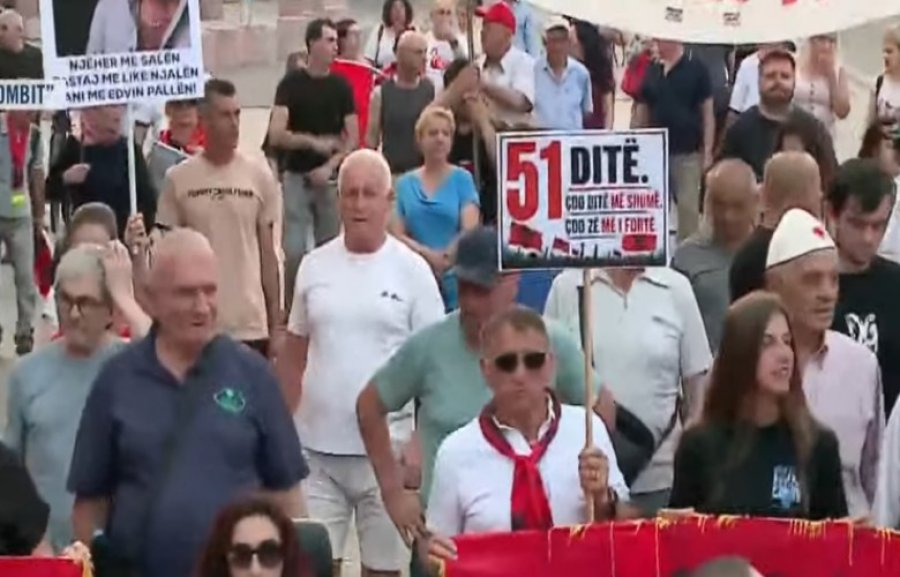 Protesta për Zvërnecin në ditën e 51-të