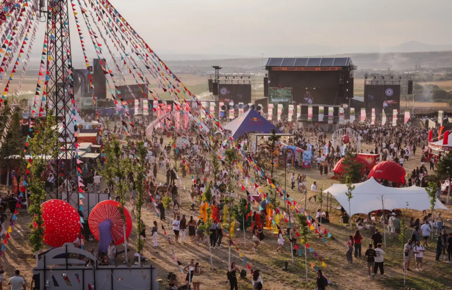 Pepsi sjell trashëgiminë e tij muzikore në “Sunny Hill Festival 2026”