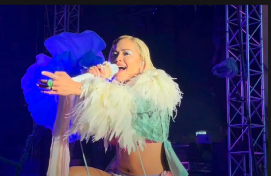 Rita Ora flet për Kosovën në festivalin në Austri  [video] 