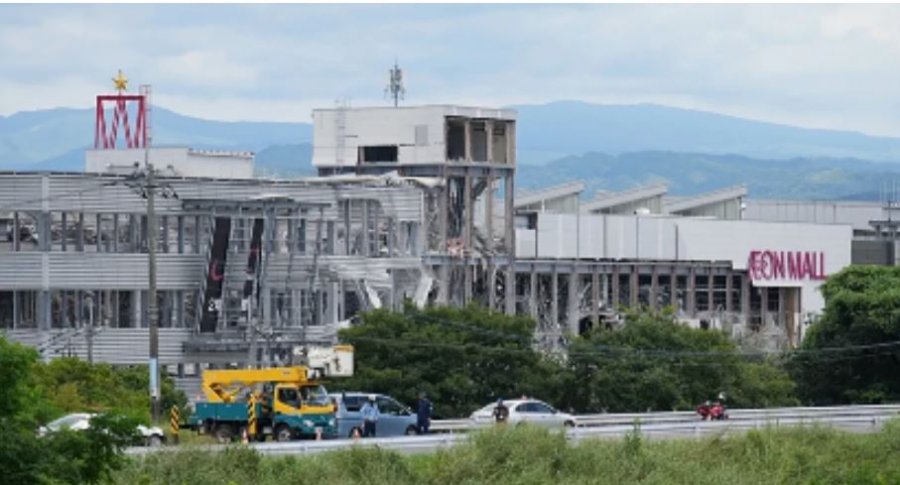 Shkon në 13 numri i viktimave nga tërmeti në Japoni, vazhdojnë kërkimet në qendrën tregtare