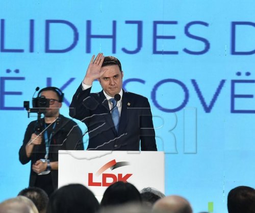 LIVE | Kuvendi i jashtëzakonshëm i LDK-së, Abdixhiku nis fjalimin: Asnjë vendim nuk e kam marrë për veten, por për LDK-në