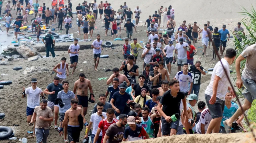 Rreth 60 mijë emigrantë hyn në Spanjë brenda 24 orësh