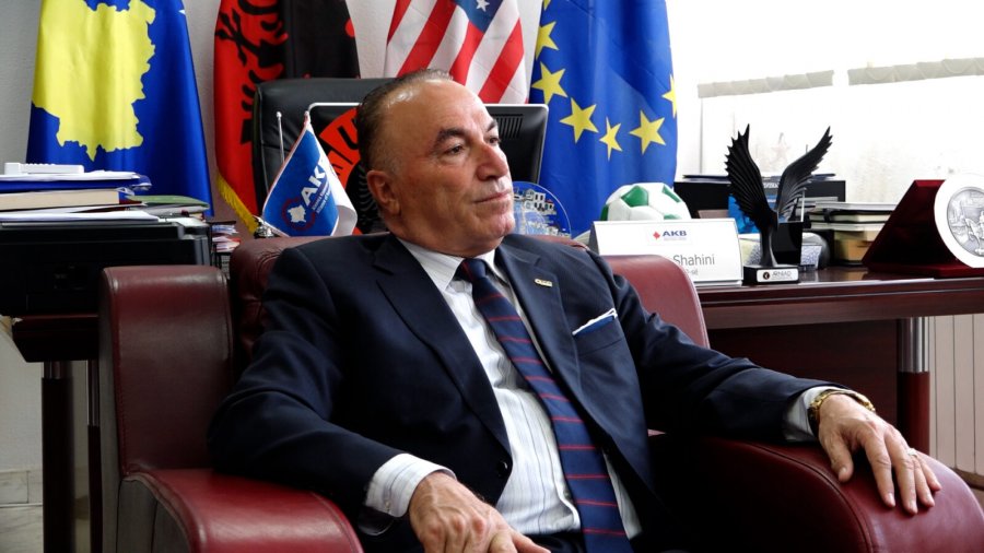 Shahini kritikon kufizimin e ATK-së për pagesat kesh mbi dy mijë euro: Po goditen konsumatorët dhe diaspora
