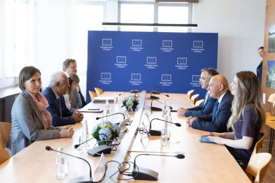 Gjini pas takimit me Costan: BE-ja dhe NATO janë e vetmja rrugë strategjike për Kosovën
