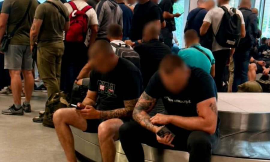 Dyshime për aktivitet hibrid, Mali i Zi i ndalon 90 serbë që kishin fluturuar drejt Tivatit në prag të Samitit BE - Ballkan Perëndimor
