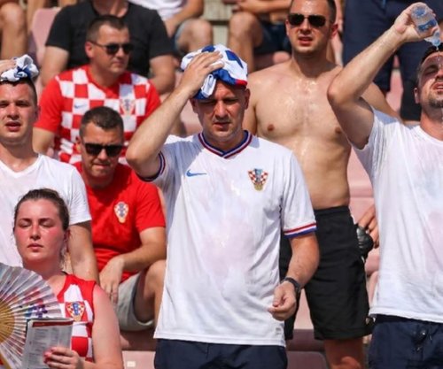 FIFA ndalon shishet e ujit në Kupën e Botës, tifozët dhe ekspertët të indinjuar me vendimin