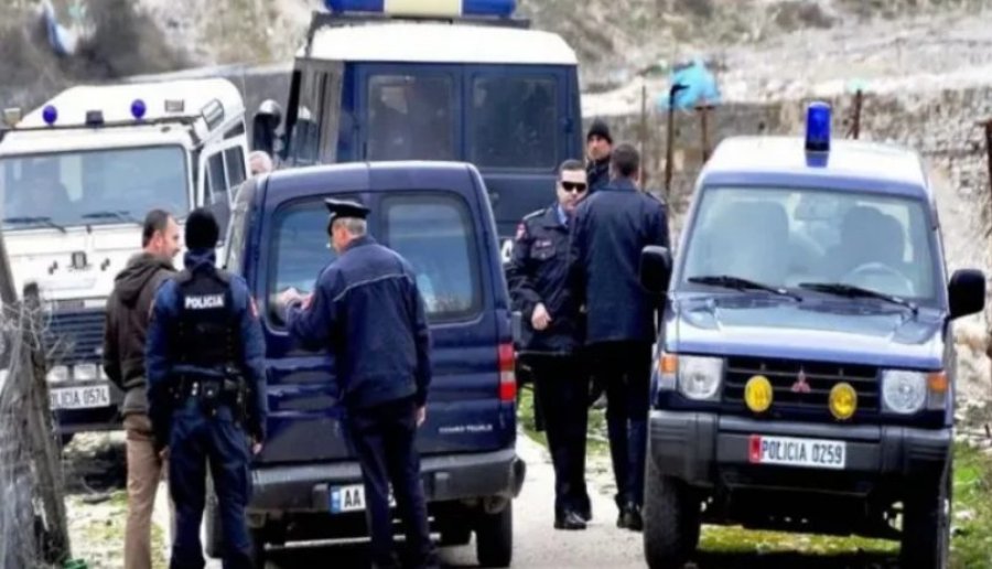 Vritet një polic gjatë një operacioni në Maliq, plagoset një tjetër